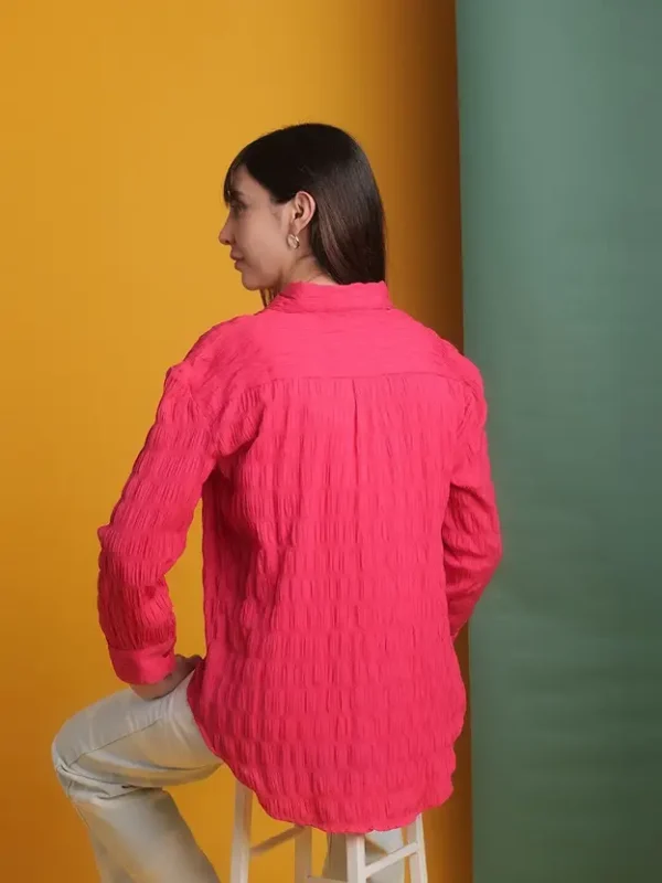 Women Regular Fit Solid Cut Away Collar Casual Shirt - Image 3